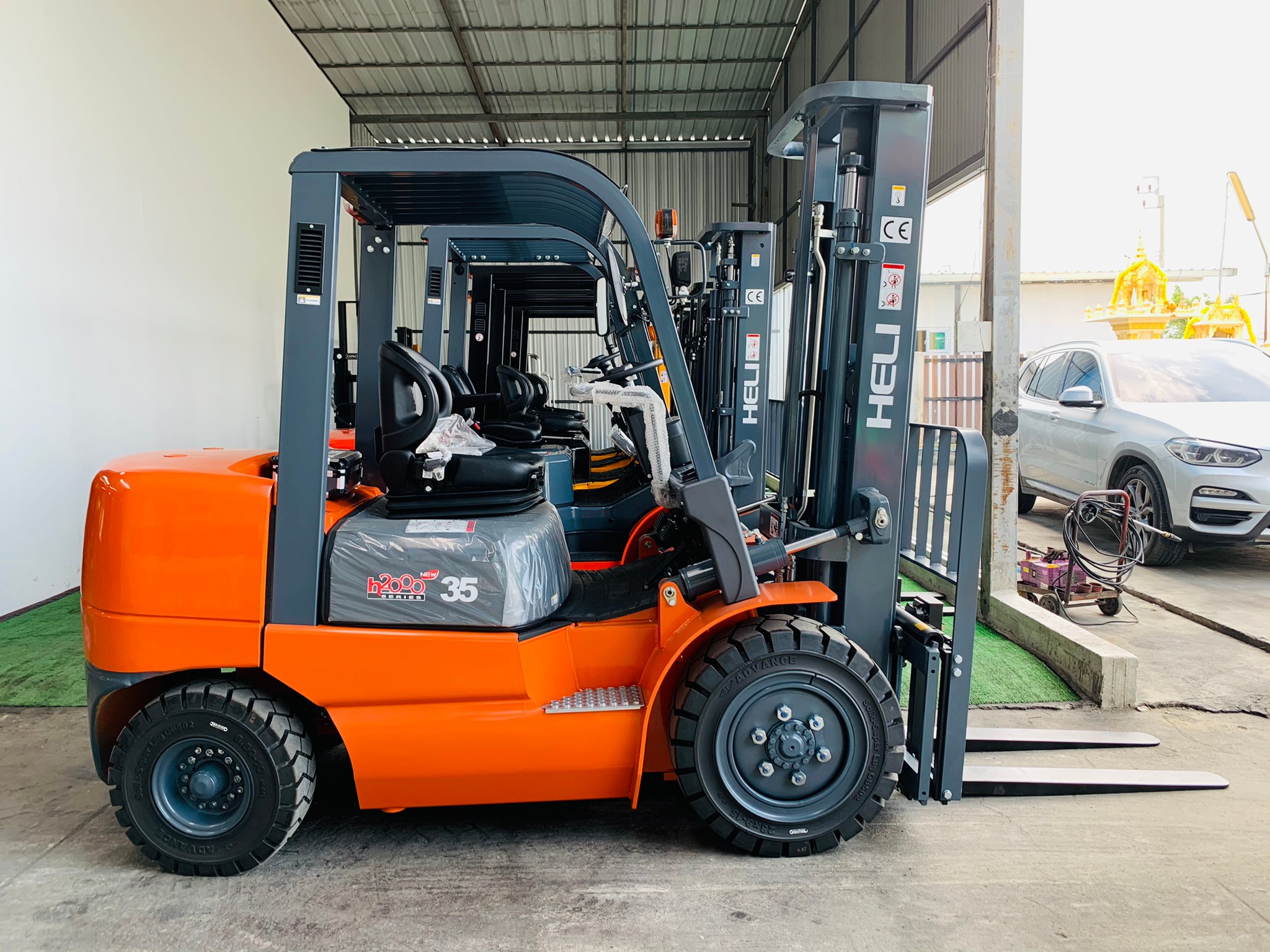 รถโฟล์คลิฟท์ HELI (HELI FORKLIFT) ยี่ห้ออันดับ 1 ของจีน