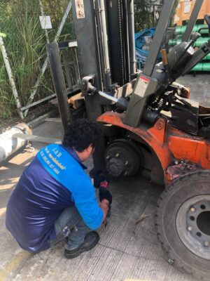 ปัญหายางรถยนต์ที่สึกหรอและระบบกันสะเทือน